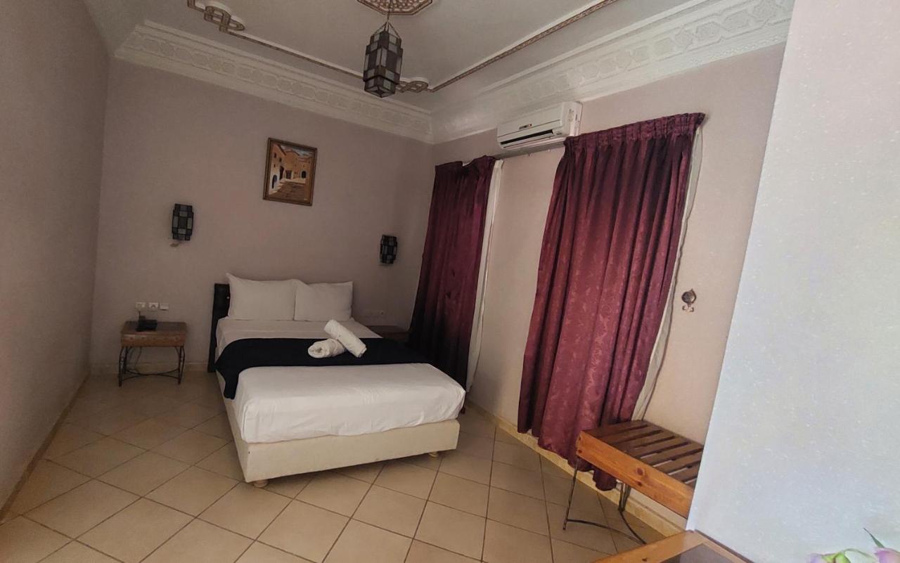 Kasbat Aferdou Hotel Errachidia Bagian luar foto